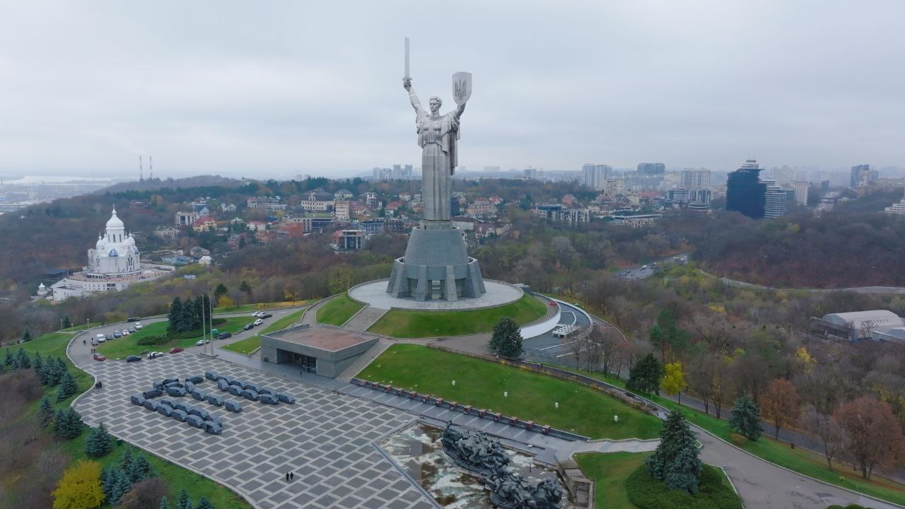 MK Foundation передав 30 автомобілів для підрозділів Третього корпусу / Фото: MK Foundation