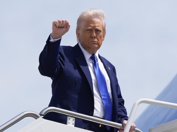 Трамп допускає прямі переговори України та Росії без участі США / Фото: відкриті джерала