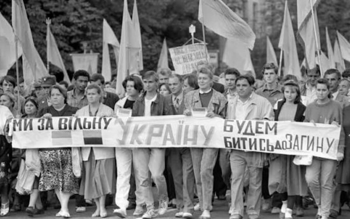 Артисти з Майдану привітали Україну