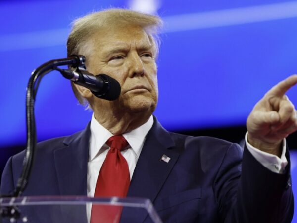 Трамп заявив про відмову Україні